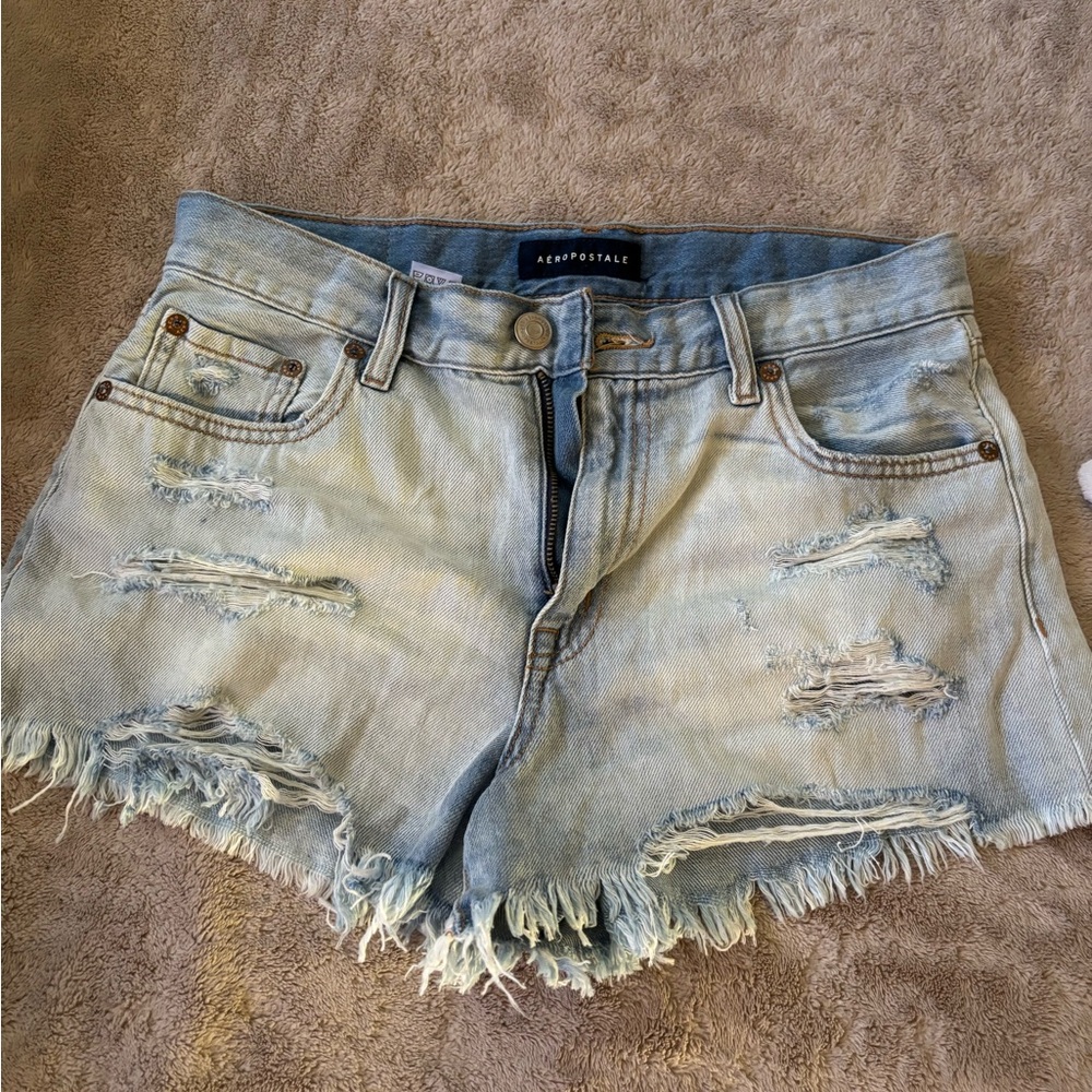 Aeropostale Light Wash Frayed Denim Shorts